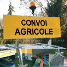 Kit barre de toit avec panneau double face "CONVOI AGRICOLE" et 1 kit gyrophare